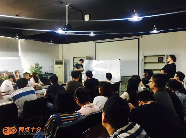 动漫靠啥赚钱_动漫挣钱吗有多少利润_动漫公司靠什么赚钱