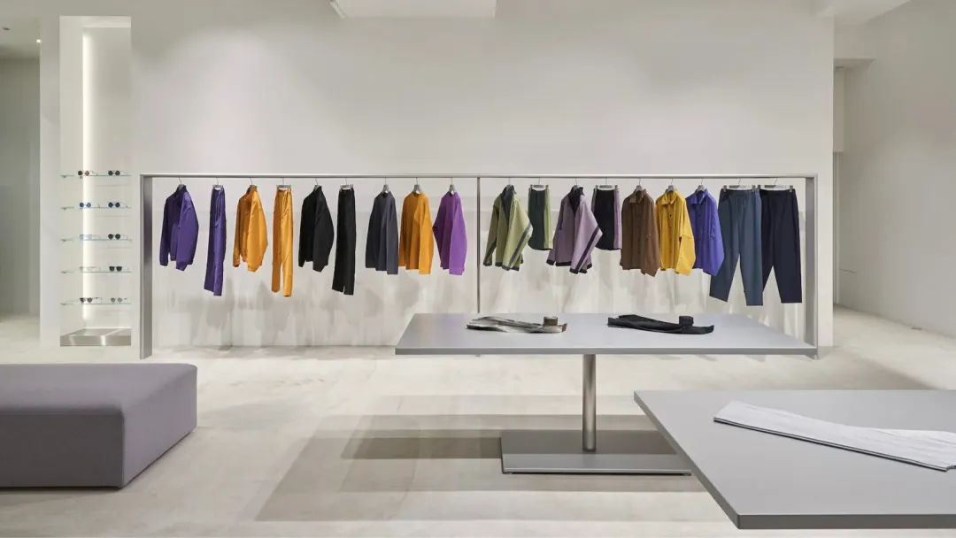 开什么服装店最赚钱_服装赚钱店开店流程_服装赚钱店开业祝福语