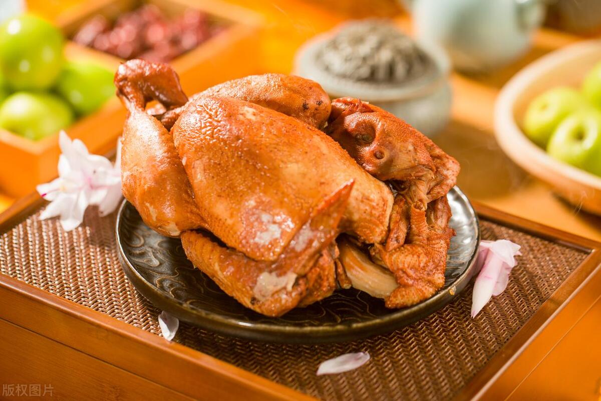 2021年开饭店赚钱吗_开什么饭店赚钱_开饭店挣钱