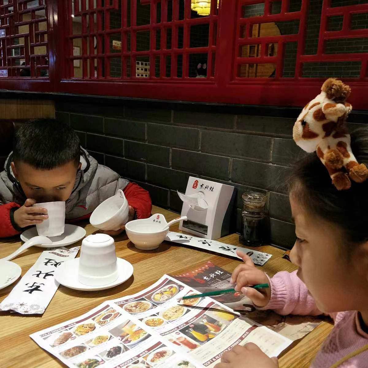 开饭店挣钱_开饭店能赚多少_开什么饭店赚钱