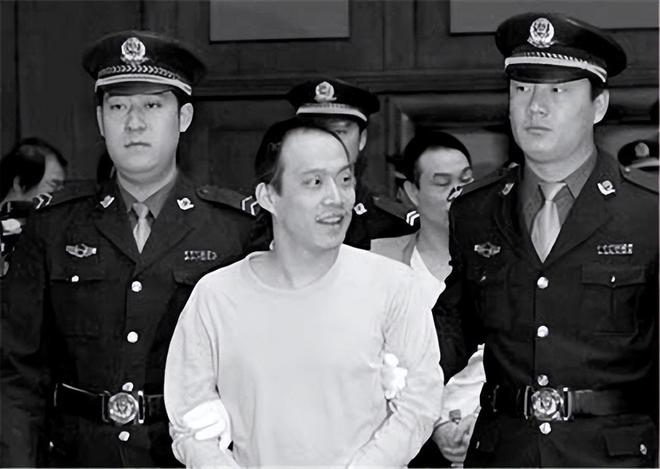 偷赚钱的拼多多是真的吗_偷赚钱吗_偷什么赚钱