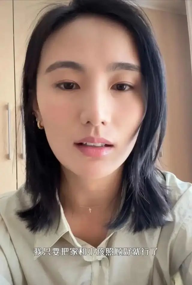 王菲做生意_王菲靠什么赚钱_王菲的钱谁打理
