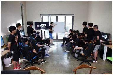 电子竞技俱乐部靠什么赚钱_竞技游戏俱乐部能赚钱不_竞技俱乐部怎么赚钱