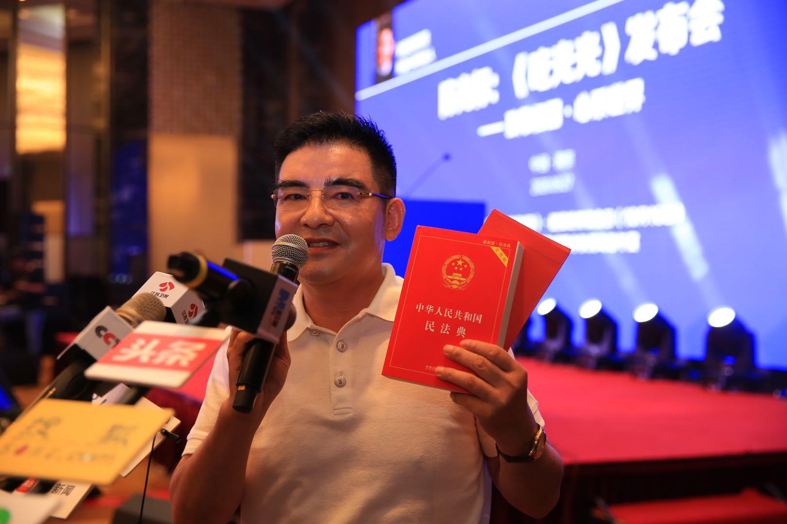 陈光标哪里来的钱_陈光标靠什么赚钱_靠dnf赚钱靠谱吗