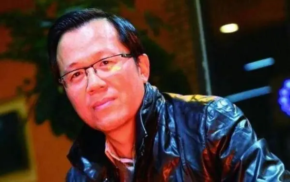 卓伟靠什么赚钱_卓伟靠什么赚钱_卓伟靠什么赚钱
