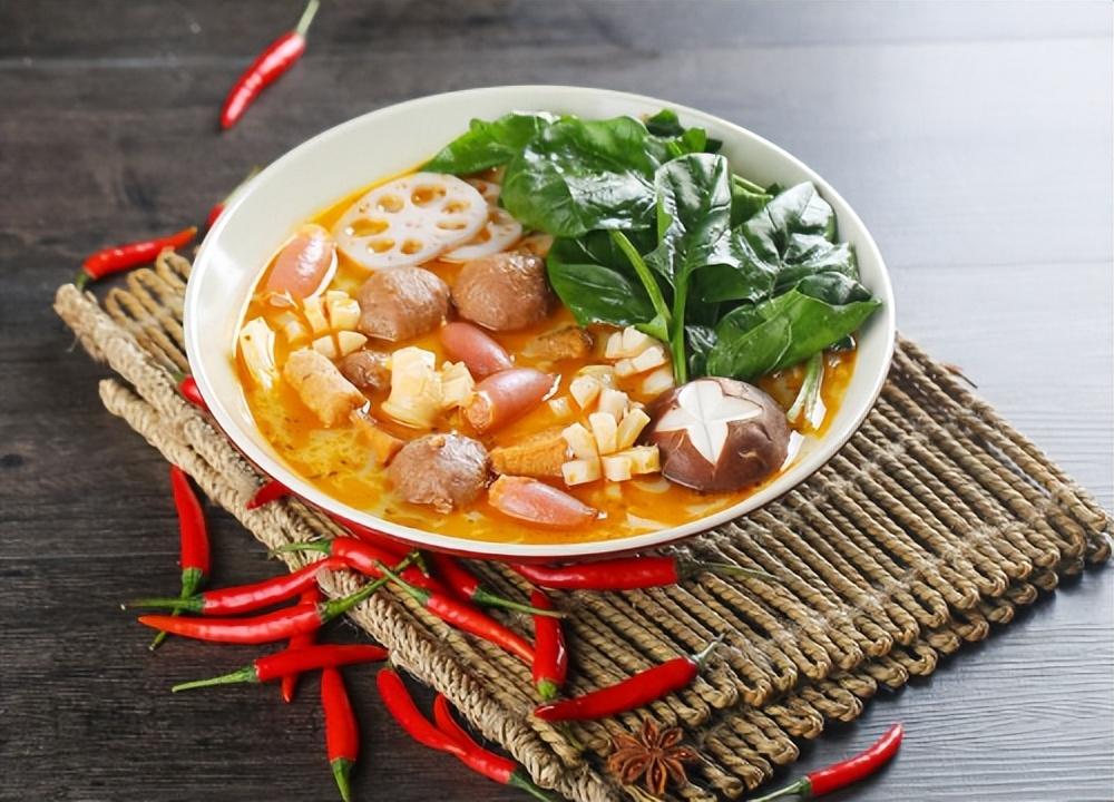 为什么麻辣烫不赚钱-麻辣烫利润有多大？为什么这么火？-优创圈