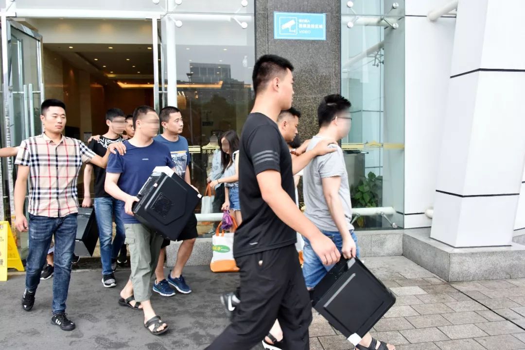 图片[11]-什么手机棋牌能赚钱-赞赞赞！招远公安成功摧毁一特大网络棋牌赌博团伙！-优创圈