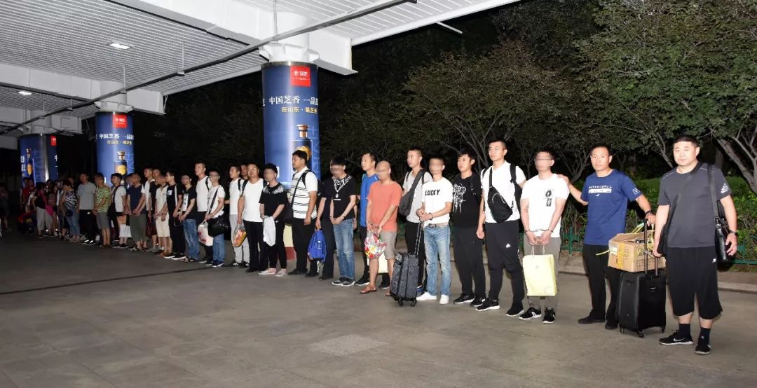 图片[3]-什么手机棋牌能赚钱-赞赞赞！招远公安成功摧毁一特大网络棋牌赌博团伙！-优创圈