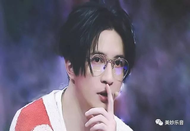 网络歌手靠什么赚钱-两位歌曲不收费的歌手，一个靠副业赚钱，一个等粉丝长大-优创圈