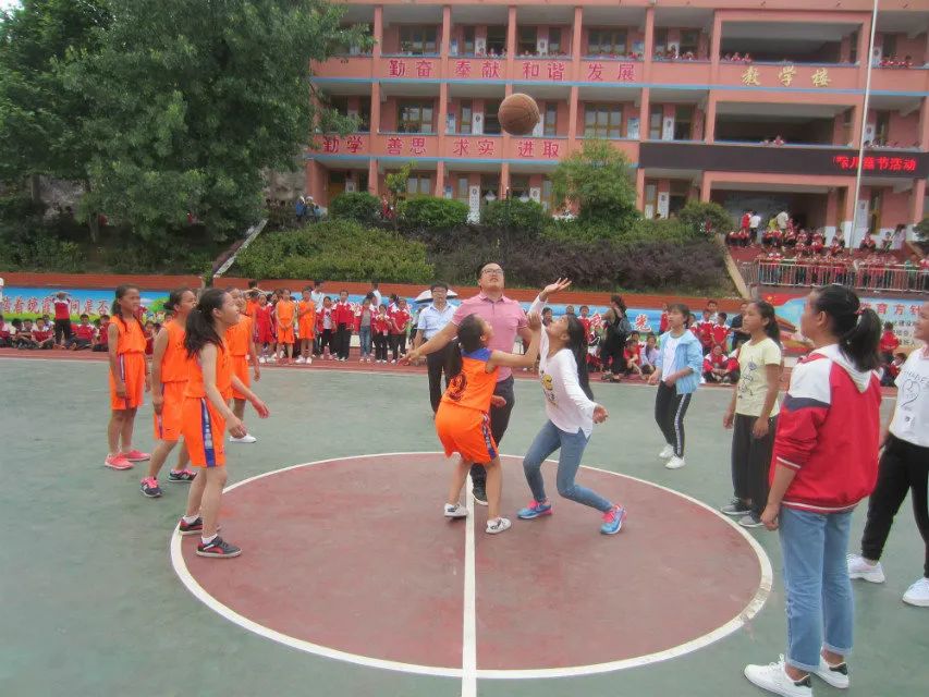 学技术女人_赚钱女学技术孩子会怎么样_女孩子学什么技术赚钱