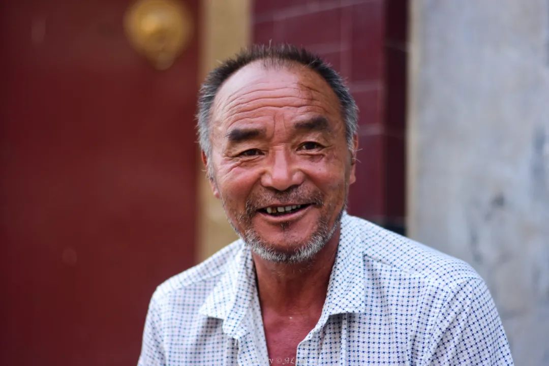 什么工程车赚钱_赚钱神车_跑工程车利润一个月多少钱