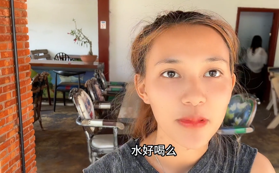 老挝什么生意好赚钱_老挝生意赚钱好做吗_老挝生意好不好做