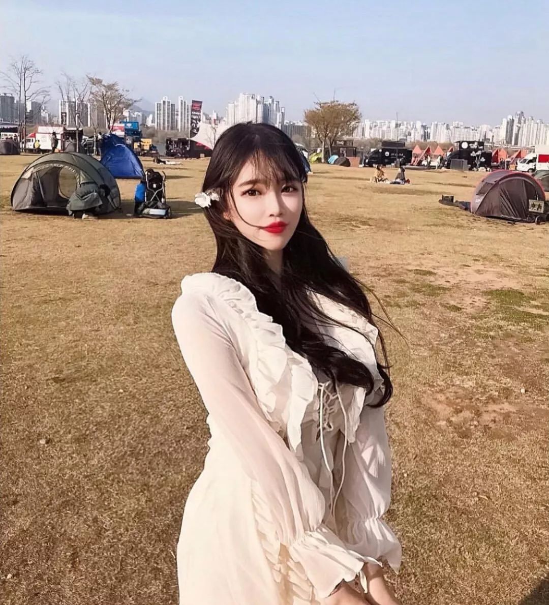 女生卖什么小东西赚钱_赚钱卖女生东西小说_赚钱卖女生东西小说叫什么