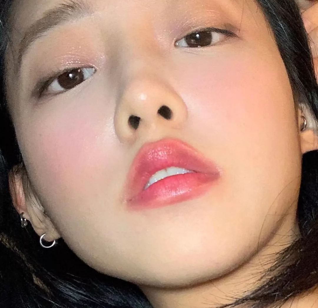 赚钱卖女生东西小说叫什么_赚钱卖女生东西小说_女生卖什么小东西赚钱