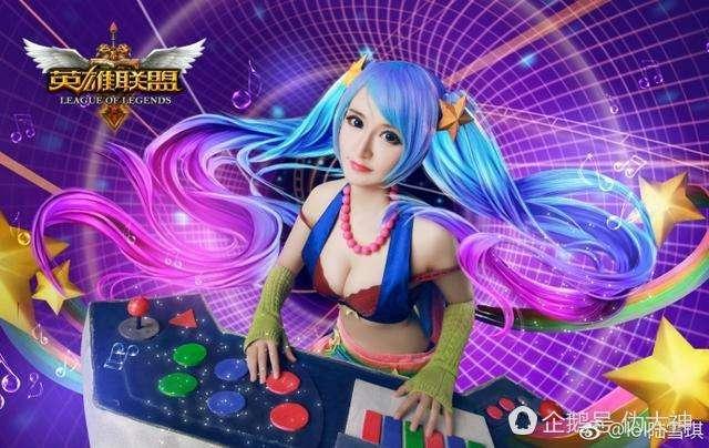 吴悠靠什么赚钱-电竞圈的魔幻现实：主播身价过亿 十八线电竞小镇很难-优创圈