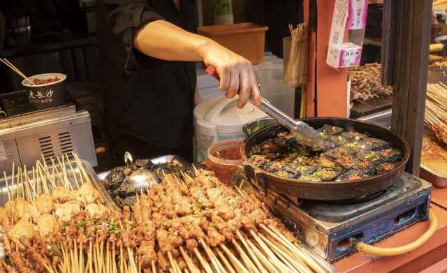 卖饰品赚钱么_卖小饰品赚钱吗_卖什么小饰品赚钱