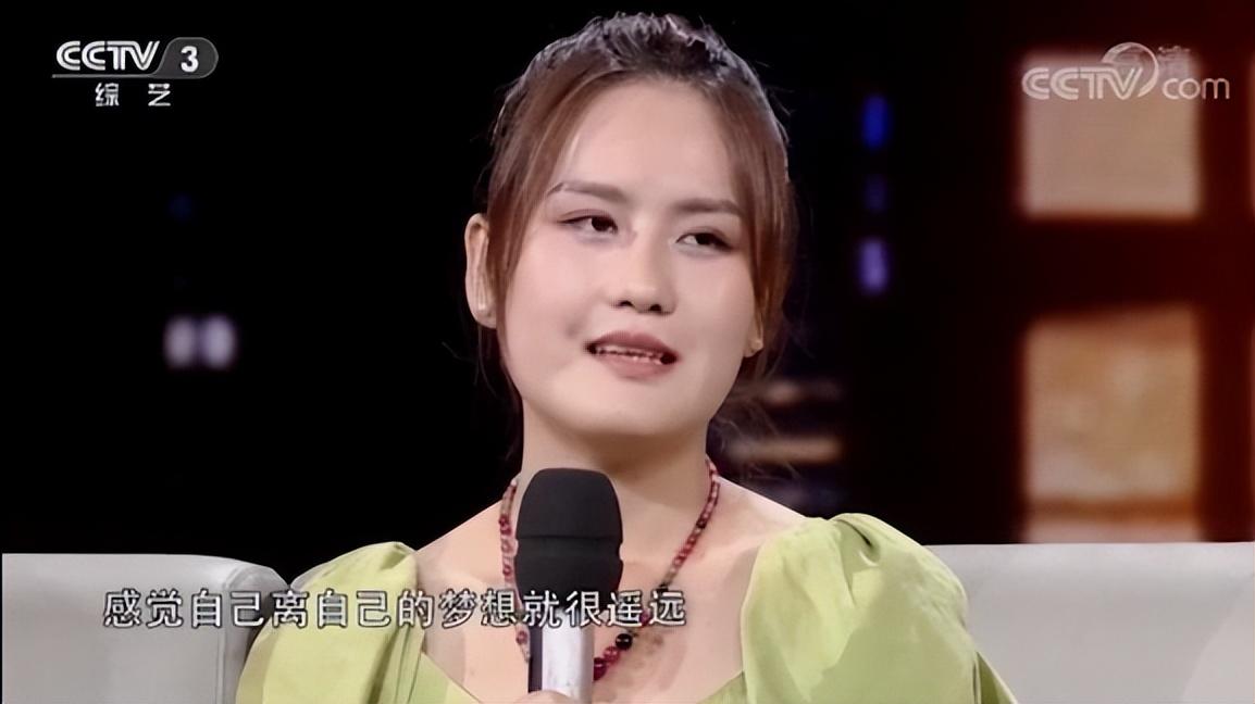 脸歪照相下巴特别歪_拍照时脸歪是真歪还是_歪脸网靠什么赚钱