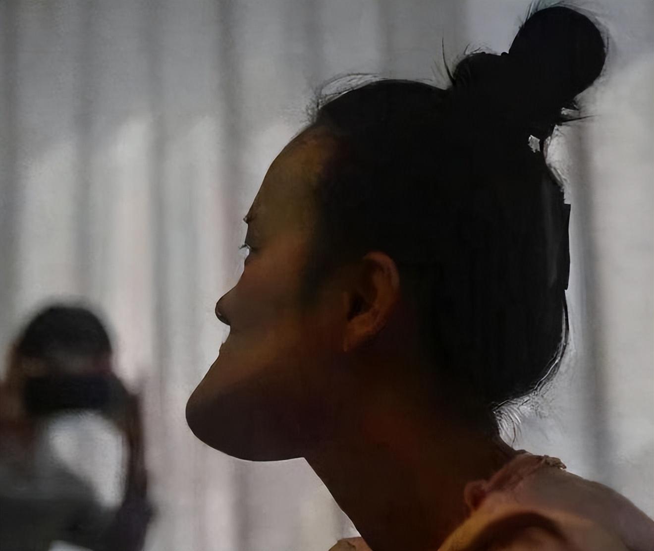 拍照时脸歪是真歪还是_脸歪照相下巴特别歪_歪脸网靠什么赚钱