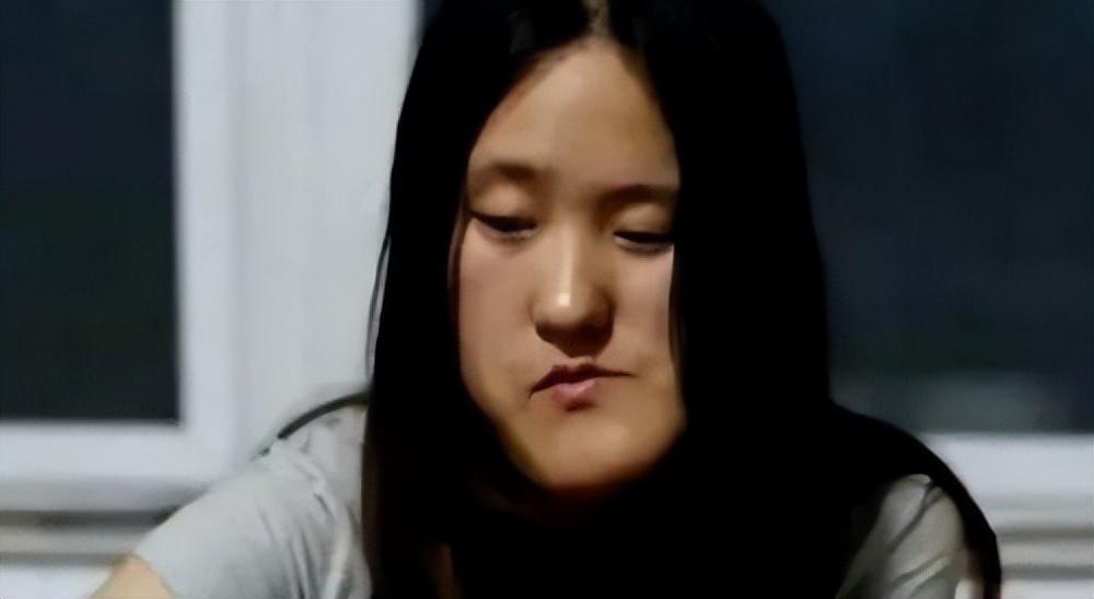 脸歪照相下巴特别歪_歪脸网靠什么赚钱_拍照时脸歪是真歪还是