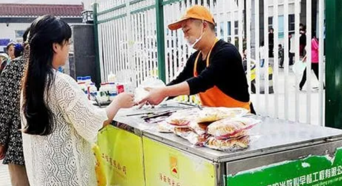 做小吃赚钱不_做小吃什么赚钱投资少_小吃赚钱少投资做什么好