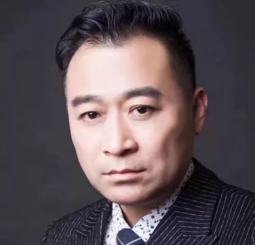 面包车卖什么赚钱最快_赚钱面包车卖多少钱_面包车卖什么赚钱