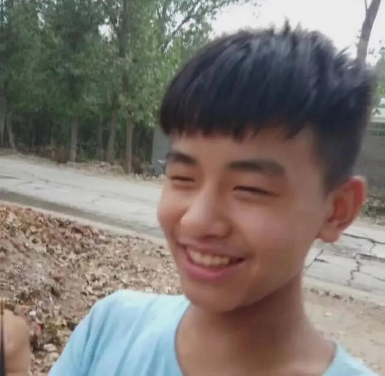 理发赚钱靠儿童店挣钱吗_儿童理发店靠什么赚钱_儿童理发店赚钱吗