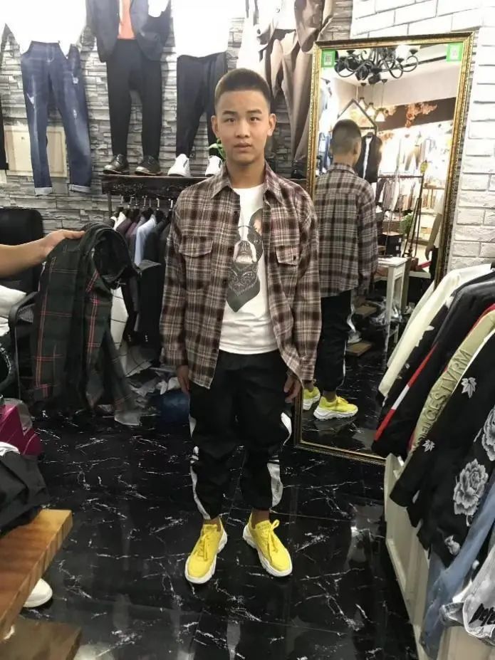 儿童理发店靠什么赚钱_理发赚钱靠儿童店挣钱吗_儿童理发店赚钱吗