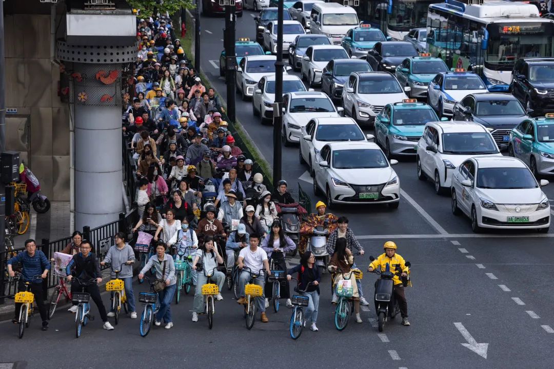 能赚钱杭州做生意的人_在杭州做什么能赚钱快_在杭州做什么能赚一万多