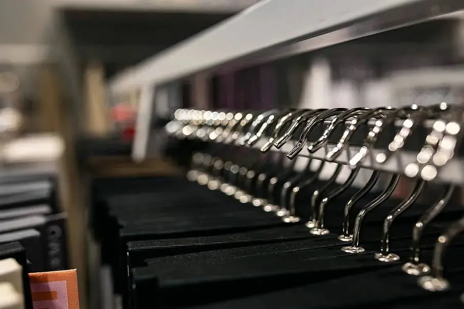 年赚30万到50万暴利项目_年前赚钱_10年内什么行最赚钱