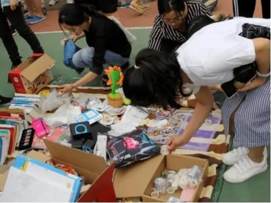 赚钱搬砖游戏_什么最不赚钱_赚钱软件