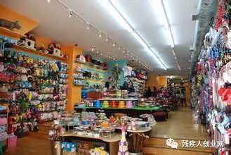赚钱吸引店投资开人小店违法吗_开店找项目小投资_开什么店最赚钱投资小最吸引人