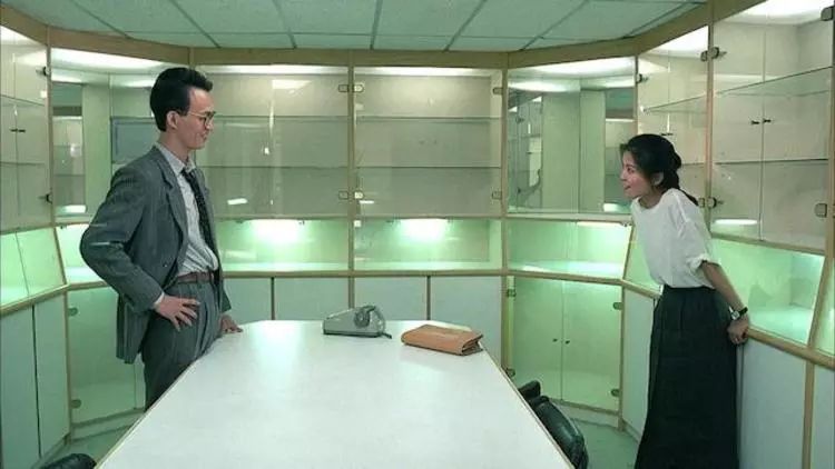 演员挣得钱叫什么_演员为什么赚钱多_最赚钱的演员