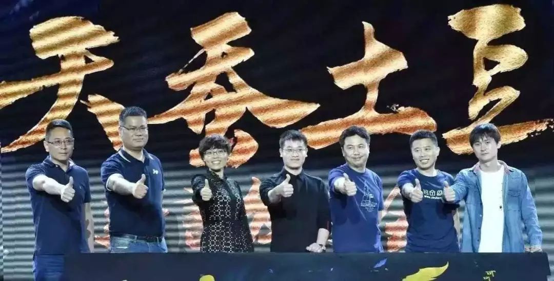 赚钱的写小说软件哪个好_赚钱小说是真的吗_写什么小说最赚钱