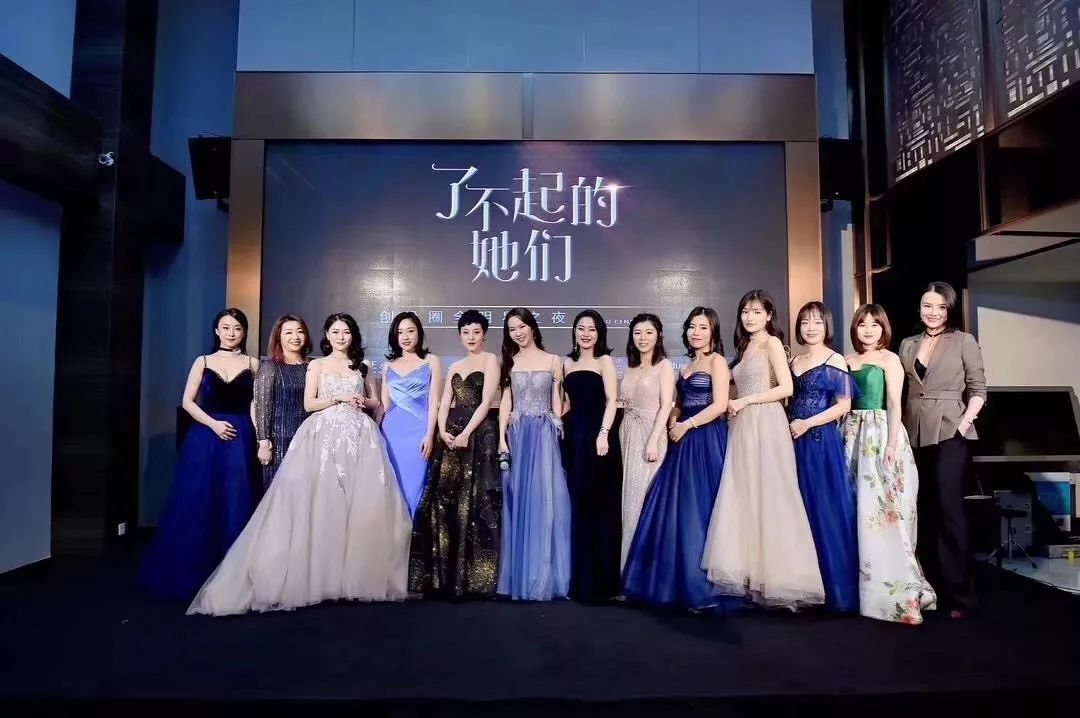 女人赚钱的项目_女的做什么赚钱_赚钱女性