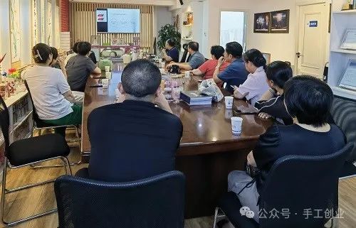 在家赚钱做什么好_自己在家做什么能赚钱_能在家赚钱做的生意