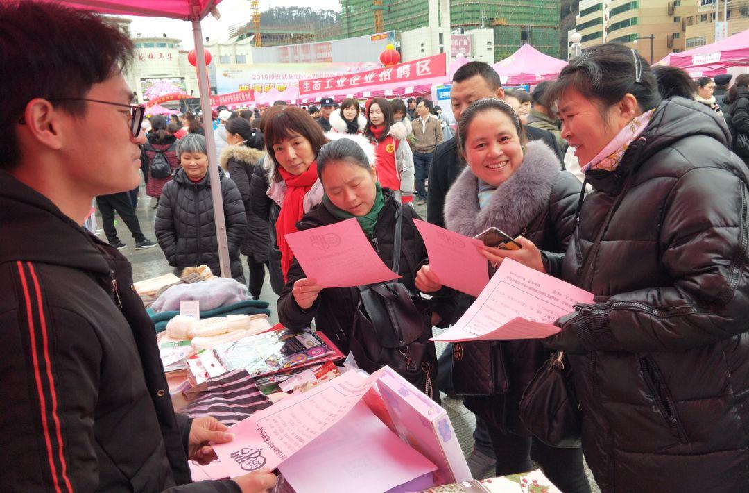 围裙加工订单活外发_围裙加工可拿回家做兼职_加工围裙挣钱吗