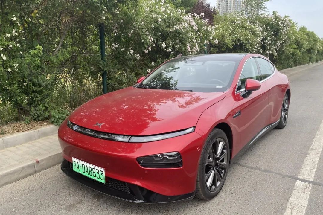 什么软件能快速赚钱-黑科技洗白：车企靠软件赚钱是一门好生意吗？ | 苏雨农的长镜头-优创圈