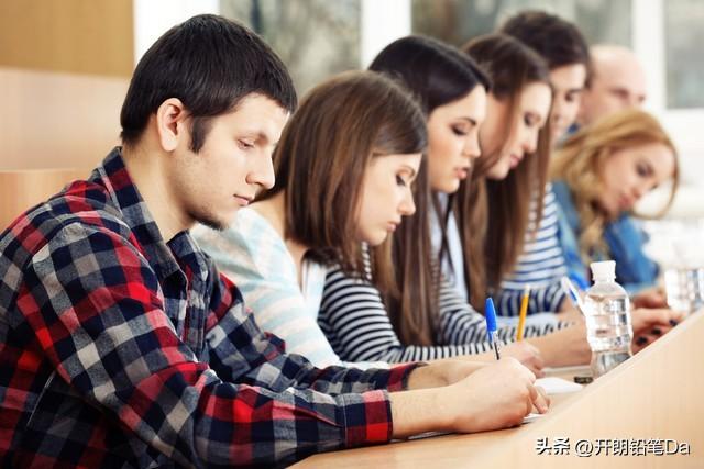 赚钱的大学专业_大学选什么专业最赚钱_2020年最赚钱的大学专业