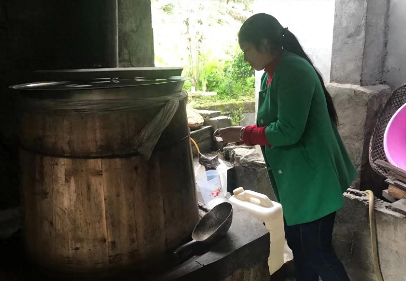 深圳做什么小生意赚钱-我，在深圳打工被嫌弃，为了赚钱摆地摊卖米酒，今年1年赚了30万-优创圈