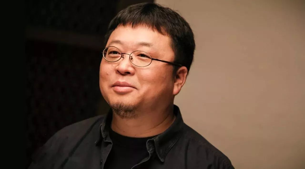 在手机上做什么能赚钱-罗永浩：锤子做手机只为交朋友，靠配件赚钱-优创圈