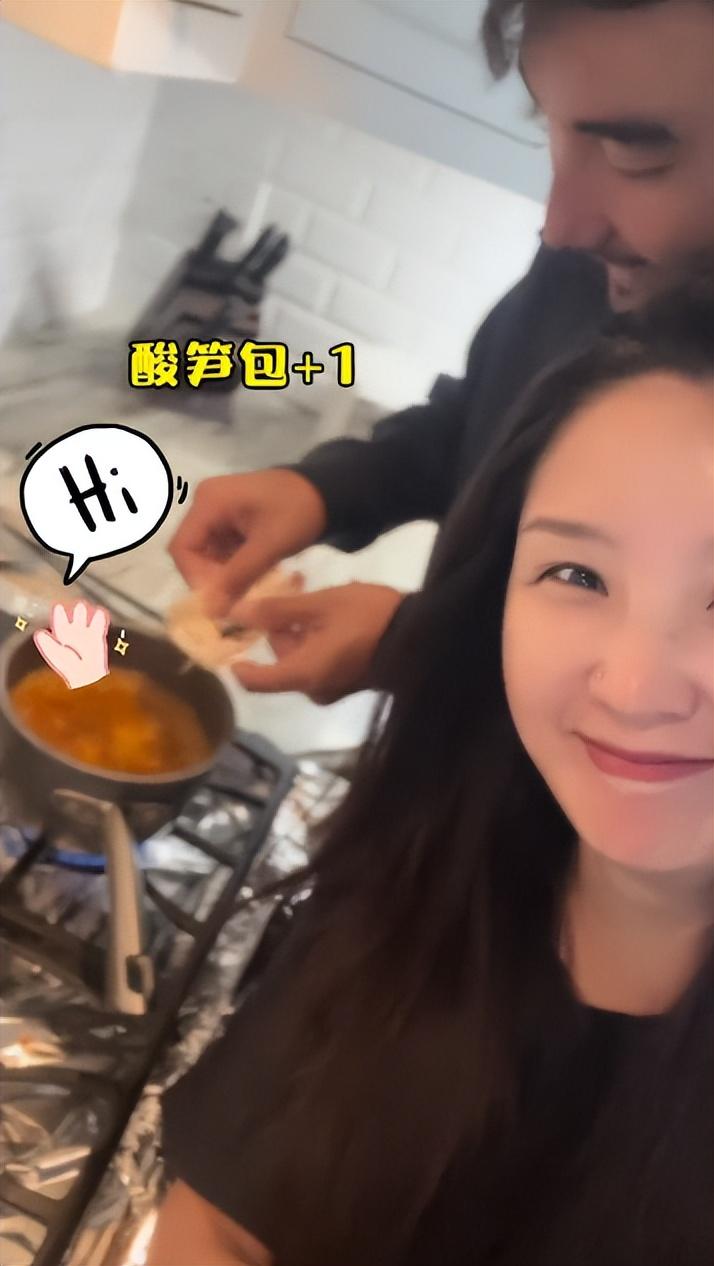 为什么我卖螃蟹不赚钱-二婚后一个人养三胎压力大，何洁做直播赚钱，卖螃蟹自己却不吃-优创圈