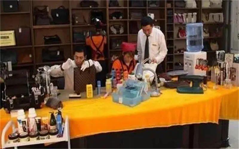 开家赚钱的店_开店赚钱七大招_开个什么样的店最赚钱