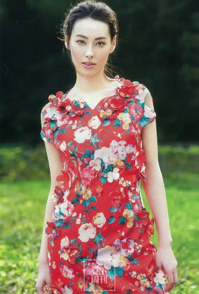 他她帮是靠什么赚钱-19岁未婚怀孕连生3子，却惨遭抛弃，如今29岁的她竟活成了这样！-优创圈