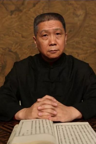 传奇sf打金服靠什么赚钱-收藏：风光背后的辛酸历程-优创圈