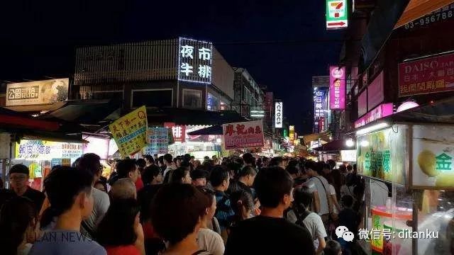 夜市最赚钱的项目_夜市买什么赚钱_在夜市卖点啥挣钱