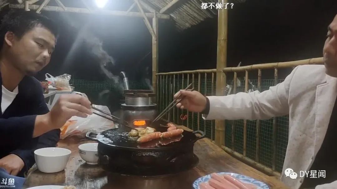 美食主播怎么赚钱_主播做美食_主播美食赚钱吗现在