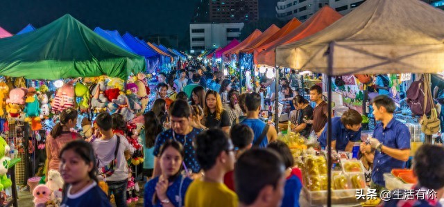 广场玩具什么赚钱 摆摊卖什么比较好？摆地摊最赚钱卖什么？-侠客笔记