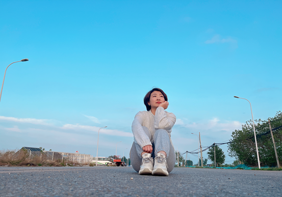 普通人学副业赚钱吗女生 新号单篇笔记涨粉8000+，不到4个月变现5500+，普通人真的还可以做小红书-侠客笔记